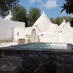 Trullo Starbax فيلة